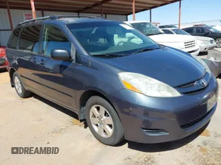 2007 Toyota Sienna CE with VIN 5TDZK23C77S090256, listed as a IAAI auction lot 41800289 with 177,061 mi miles. Bid and sale history available at carsss.com. Image 1.