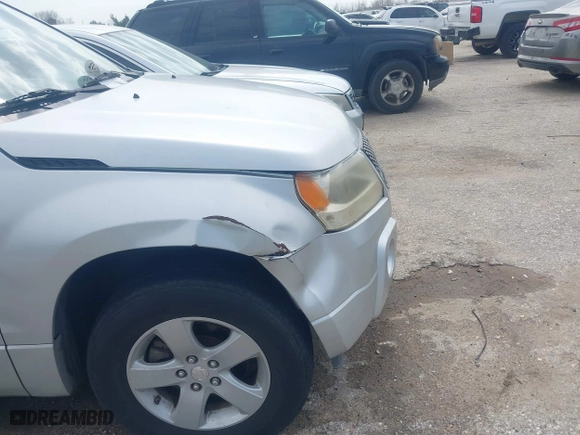 2008 Suzuki Grand Vitara XSport w/Snrf with VIN JS3TD944184102061, listed as a IAAI auction lot 41568021 with 149,610 mi miles. Bid and sale history available at carsss.com. Image 6.