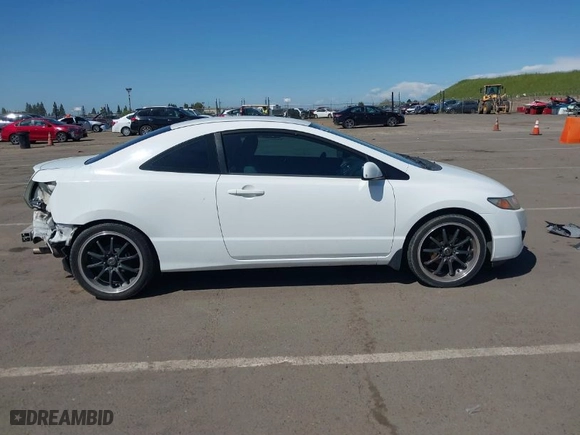2011 Honda Civic Cpe LX with VIN 2HGFG1B60BH517876, listed as a IAAI auction lot 41945945 with 185,164 mi miles. Bid and sale history available at carsss.com. Image 14.