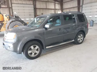 2011 Honda Pilot EX-L with VIN 5FNYF4H58BB095971, listed as a IAAI auction lot 41716033 with 70,820 mi miles. Bid and sale history available at carsss.com. Image 2.