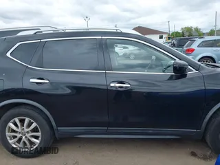 2020 Nissan Rogue SV z VIN KNMAT2MT0LP514535, wystawiony jako IAAI lot #42259711 z przebiegiem 63 339 mil mil oraz . Historia ofert i sprzedaży dostępna na DreamBid. Obrazek 13.