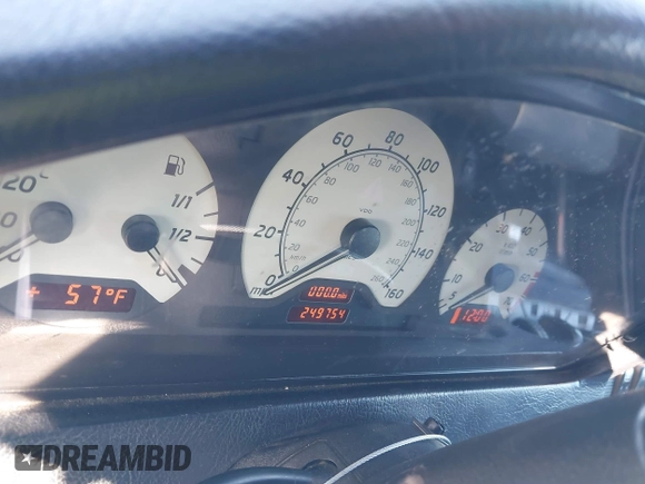 2000 Mercedes-Benz C 230 Kompressor with VIN WDBHA24G6YA867443, listed as a IAAI auction lot 41012333 with 249,154 mi miles and . Bid and sale history available at carsss.com. Image 7.