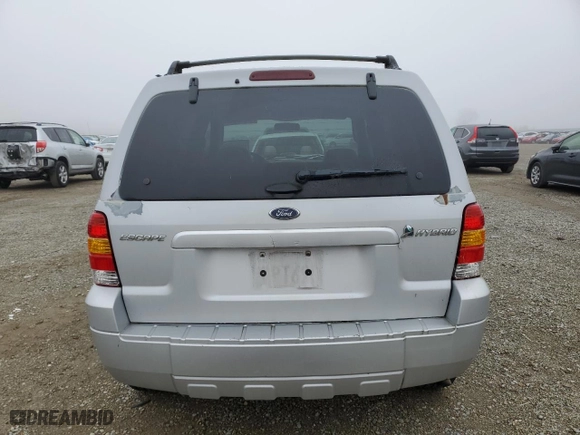 2005 Ford Escape Hybrid with VIN 1FMCU95HX5KC07541, listed as a Copart auction lot 84209534 with 187,074 mi miles and Clean Title. Bid and sale history available at carsss.com. Image 6.