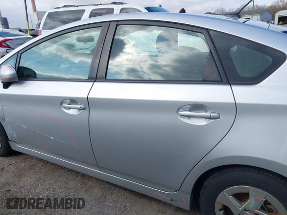 2011 Toyota Prius I with VIN JTDKN3DU9B0268301, listed as a IAAI auction lot 41983104 with 172,883 mi miles. Bid and sale history available at carsss.com. Image 15.