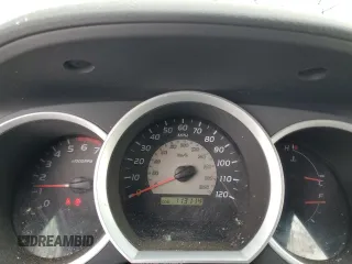 2005 Toyota Tacoma with VIN 5TEUU42N75Z069152, listed as a Copart auction lot 45489785 with 113,114 mi miles and Salvage Title. Bid and sale history available at DreamBid. Image 9.