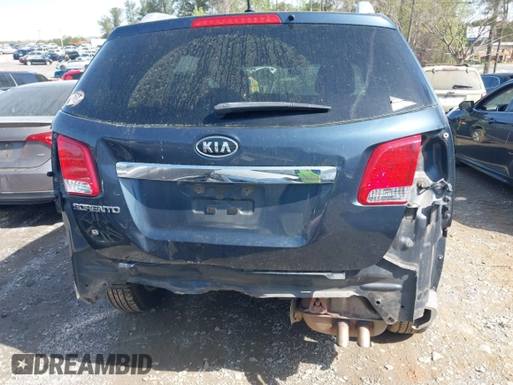 2011 Kia Sorento LX with VIN 5XYKT4A22BG123397, listed as a IAAI auction lot 41890456 with 173,669 mi miles. Bid and sale history available at carsss.com. Image 6.