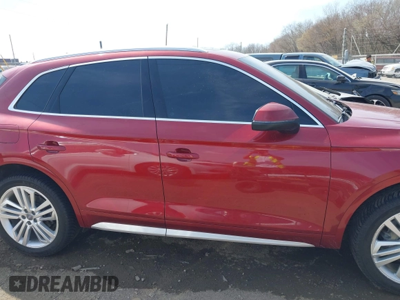2018 Audi Q5 Premium Plus with VIN WA1BNAFYXJ2077049, listed as a IAAI auction lot 41908063 with 106,215 mi miles. Bid and sale history available at carsss.com. Image 13.