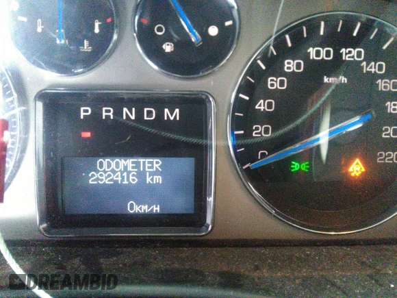 2007 Cadillac Escalade with VIN 1GYFK638X7R200425, listed as a IAAI auction lot 41212224 with 292,416 mi miles. Bid and sale history available at carsss.com. Image 15.