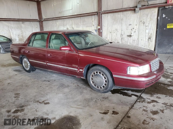 1998 Cadillac DeVille z VIN 1G6KD54Y3WU754718, wystawiony jako Copart lot #60068175 z przebiegiem 64 498 mil mil oraz Czysty tytuł • Clean title. Historia ofert i sprzedaży dostępna na DreamBid. Obrazek 4.