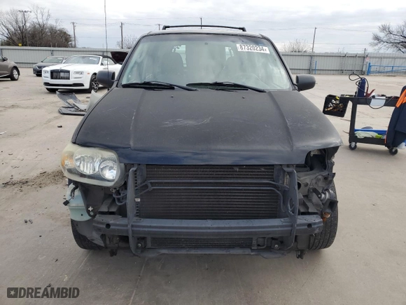 2007 Ford Escape XLS with VIN 1FMYU02Z97KB08307, listed as a Copart auction lot 87320234 with 121,746 mi miles and Salvage Title. Bid and sale history available at carsss.com. Image 5.