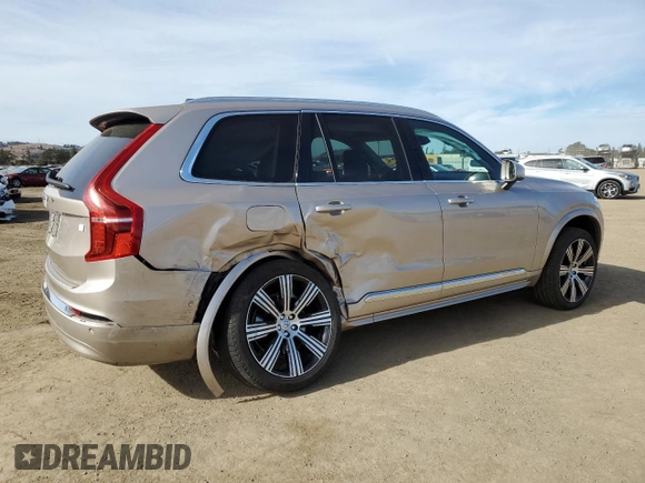 2023 Volvo XC90 Ultimate Bright Theme with VIN YV4H60CA8P1918117, listed as a Copart auction lot 81388674 with 27,036 mi miles and Salvage title. Bid and sale history available at DreamBid. Image 3.