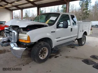 1999 Ford Super Duty F-250 XL with VIN 1FTNX21F0XED29133, listed as a IAAI auction lot 41713142 with 357,060 mi miles. Bid and sale history available at carsss.com. Image 17.