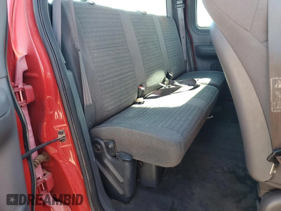 2001 Ford F-150 XL with VIN 1FTZX17211NB16120, listed as a Copart auction lot 54884765 with 124,196 mi miles and Salvage title. Bid and sale history available at DreamBid. Image 10.