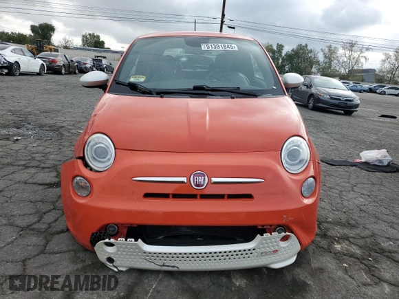 2015 FIAT 500e with VIN 3C3CFFGE1FT507277, listed as a Copart auction lot 51391845 with 88,760 mi miles and Salvage title. Bid and sale history available at DreamBid. Image 5.