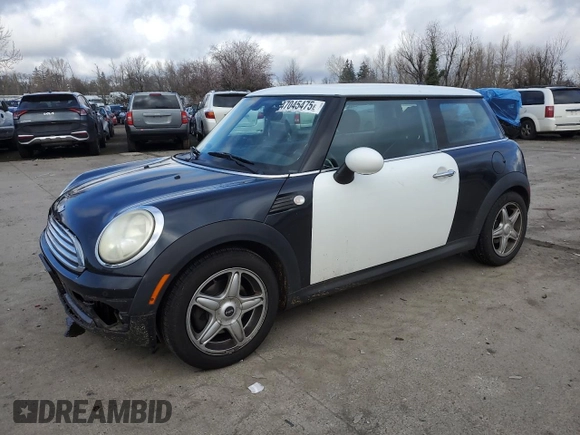 2008 MINI Hardtop with VIN WMWMF33558TU63803, listed as a Copart auction lot 47045475 with 70,989 mi miles and Salvage Title. Bid and sale history available at DreamBid. Image 1.