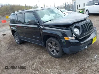 2017 Jeep Patriot Sport z VIN 1C4NJPBA6HD200984, wystawiony jako IAAI lot #42100954 z przebiegiem 163 850 mil mil oraz . Historia ofert i sprzedaży dostępna na DreamBid. Obrazek 1.