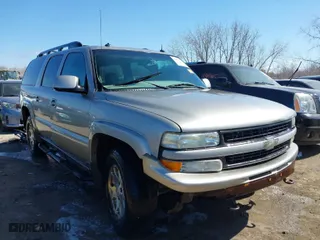 2003 Chevrolet Suburban Z71 with VIN 3GNFK16Z33G253479, listed as a IAAI auction lot 41871504 with 157,990 mi miles. Bid and sale history available at carsss.com. Image 1.