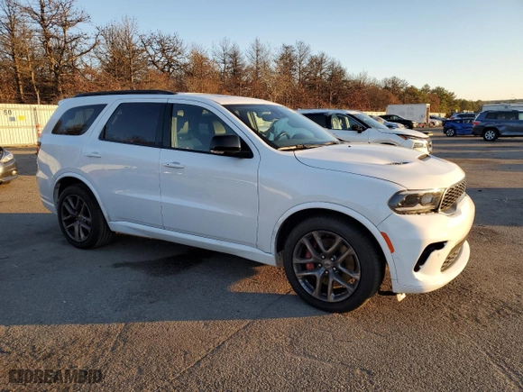 2023 Dodge Durango R/T Plus with VIN 1C4SDJCT3PC679358, listed as a Copart auction lot 71280904 with 5,133 mi miles and Salvage Title. Bid and sale history available at carsss.com. Image 4.