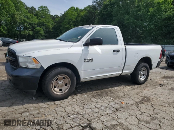 2015 Ram 1500 Express z VIN 3C6JR6AG7FG569786, wystawiony jako Copart lot #56366865 z przebiegiem Nie podano mil oraz Czysty tytuł • Clean title. Historia ofert i sprzedaży dostępna na DreamBid. Obrazek 1.