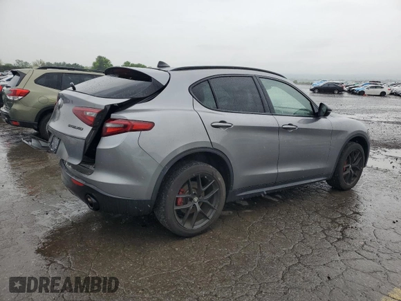 2019 Alfa Romeo Stelvio z VIN ZASPAKAN3K7C71752, wystawiony jako Copart lot #56710515 z przebiegiem 31 537 mil mil oraz Szkoda całkowita • Salvage title. Historia ofert i sprzedaży dostępna na DreamBid. Obrazek 3.