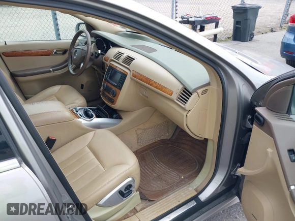 2008 Mercedes-Benz R 3.5L с VIN 4JGCB65E98A075442, выставлен на аукционе IAAI как лот 42761474 с пробегом 164 023 миль миль и . История ставок и продаж доступна на DreamBid. Изображение 5.