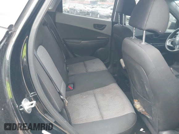 2018 Hyundai Kona SE with VIN KM8K1CAA9JU081990, listed as a IAAI auction lot 41641172 with 79,396 mi miles. Bid and sale history available at carsss.com. Image 8.
