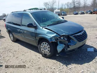 2005 Chrysler Town & Country LX with VIN 2C4GP44R75R267644, listed as a IAAI auction lot 42122611 with 107,802 mi miles and . Bid and sale history available at DreamBid. Image 1.