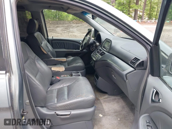 2005 Honda Odyssey EX-L with VIN 5FNRL38725B065555, listed as a IAAI auction lot 42198453 with 175,544 mi miles. Bid and sale history available at carsss.com. Image 5.