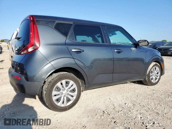 2021 Kia Soul LX with VIN KNDJ23AU0M7744602, listed as a Copart auction lot 51873895 with 31,450 mi miles and Salvage Title. Bid and sale history available at carsss.com. Image 3.
