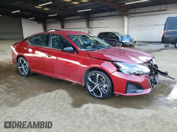 2025 Nissan Altima SR with VIN 1N4BL4CVXSN316452, listed as a Copart auction lot 83030364 with 2,494 mi miles and Clean Title. Bid and sale history available at DreamBid. Image 4.