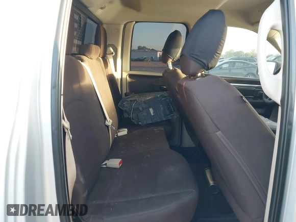 2017 Ram 1500 SLT z VIN 1C6RR6GG3HS730155, wystawiony jako IAAI lot #41929530 z przebiegiem 180 690 mil mil oraz . Historia ofert i sprzedaży dostępna na DreamBid. Obrazek 8.