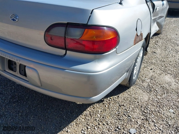 2000 Chevrolet Malibu with VIN 1G1ND52J0Y6294398, listed as a IAAI auction lot 41854110 with 131,087 mi miles. Bid and sale history available at carsss.com. Image 19.