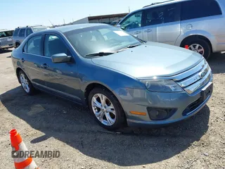 2012 Ford Fusion SE z VIN 3FAHP0HG9CR138274, wystawiony jako IAAI lot #41970444 z przebiegiem 105 707 mil mil oraz . Historia ofert i sprzedaży dostępna na DreamBid. Obrazek 1.