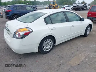 2012 Nissan Altima S z VIN 1N4AL2AP6CC248085, wystawiony jako IAAI lot #42423150 z przebiegiem 124 910 mil mil oraz . Historia ofert i sprzedaży dostępna na DreamBid. Obrazek 4.