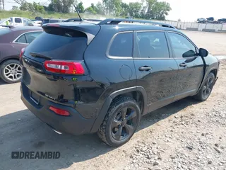 2017 Jeep Cherokee Altitude с VIN 1C4PJLAS6HW654863, выставлен на аукционе IAAI как лот 42477192 с пробегом 58 501 миль миль и . История ставок и продаж доступна на DreamBid. Изображение 4.