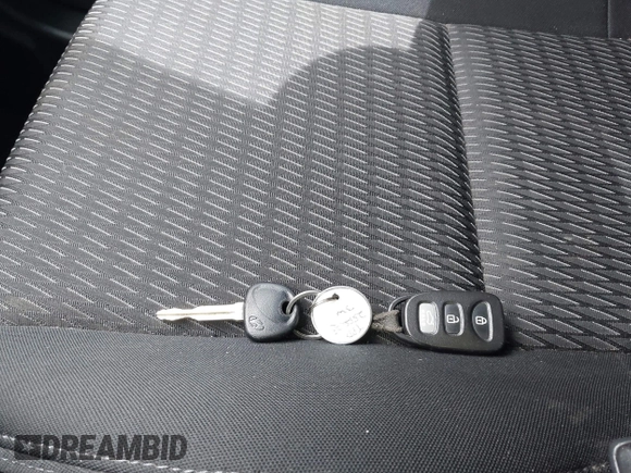 2013 Hyundai Genesis Coupe Premium с VIN KMHHT6KDXDU084903, выставлен на аукционе IAAI как лот 42180404 с пробегом 117 142 миль миль и . История ставок и продаж доступна на DreamBid. Изображение 11.