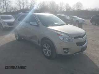 2012 Chevrolet Equinox LTZ z VIN 2GNFLGEK4C6111223, wystawiony jako IAAI lot #41574943 z przebiegiem 205 016 mil mil oraz . Historia ofert i sprzedaży dostępna na DreamBid. Obrazek 1.