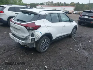 2024 Nissan Kicks SR with VIN 3N1CP5DV3RL482106, listed as a IAAI auction lot 41861960 with 29,876 mi miles. Bid and sale history available at carsss.com. Image 4.