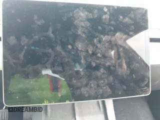 2023 Tesla Model 3 z VIN 5YJ3E1EA1PF449575, wystawiony jako IAAI lot #42457119 z przebiegiem 51 084 mil mil oraz . Historia ofert i sprzedaży dostępna na DreamBid. Obrazek 15.