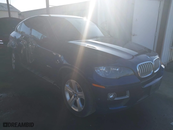 2013 BMW X6 xDrive50i with VIN 5UXFG8C51DL591955, listed as a IAAI auction lot 41392374 with 112,899 mi miles. Bid and sale history available at carsss.com. Image 1.