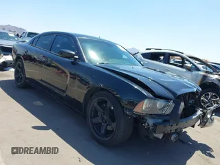 2014 Dodge Charger RT z VIN 2C3CDXCT6EH286198, wystawiony jako IAAI lot #42237522 z przebiegiem 128 620 mil mil oraz . Historia ofert i sprzedaży dostępna na DreamBid. Obrazek 1.