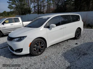 2020 Chrysler Pacifica Touring with VIN 2C4RC1FG4LR249923, listed as a Copart auction lot 48954015 with 167,733 mi miles and Clean Title. Bid and sale history available at carsss.com. Image 1.