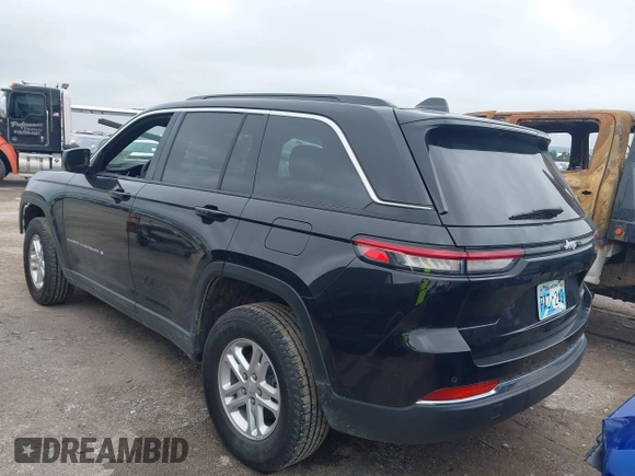 2024 Jeep Grand Cherokee Altitude with VIN 1C4RJGAG4R8514618, listed as a IAAI auction lot 42434122 with 26,236 mi miles and . Bid and sale history available at DreamBid. Image 3.
