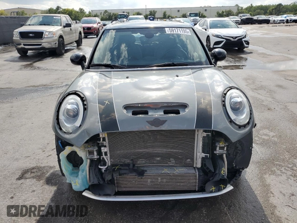2018 MINI Hardtop 4 Door Cooper S с VIN WMWXU3C5XJ2F51599, выставлен на аукционе Copart как лот 59171195 с пробегом 53 484 миль миль и Списание • Salvage title. История ставок и продаж доступна на DreamBid. Изображение 5.