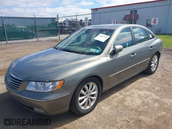 2006 Hyundai Azera SE with VIN KMHFC46F26A132762, listed as a IAAI auction lot 42142152 with 165,673 mi miles and . Bid and sale history available at DreamBid. Image 2.