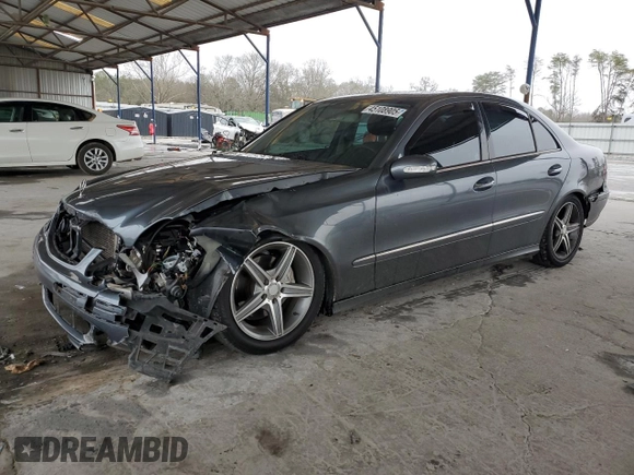 2006 Mercedes-Benz E 500 z VIN WDBUF70J96A963935, wystawiony jako Copart lot #45108905 z przebiegiem 204 278 mil mil oraz Szkoda całkowita • Salvage title. Historia ofert i sprzedaży dostępna na DreamBid. Obrazek 1.