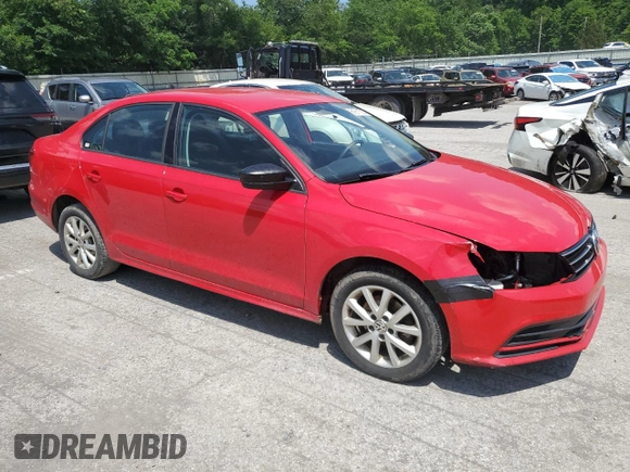 2015 Volkswagen Jetta SE with VIN 3VWD17AJ4FM305728, listed as a Copart auction lot 61911705 with 142,281 mi miles and Salvage title. Bid and sale history available at DreamBid. Image 4.