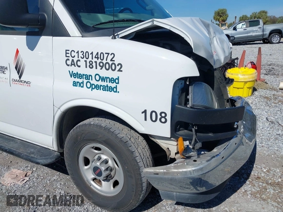 2020 GMC Savana Cargo Van with VIN 1GTW7AFG9L1217383, listed as a IAAI auction lot 41469537 with 85,439 mi miles. Bid and sale history available at carsss.com. Image 18.