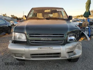 2002 Isuzu Trooper S with VIN JACDJ58X427J08532, listed as a Copart auction lot 84227494 with 166,636 mi miles and Salvage title. Bid and sale history available at DreamBid. Image 5.