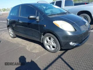 2008 Toyota Yaris with VIN JTDJT923485196319, listed as a IAAI auction lot 42051874 with 183,852 mi miles. Bid and sale history available at carsss.com. Image 1.